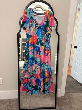 Tropical Floral V-Neck Midi Dress in Vibrant Blue and Pink